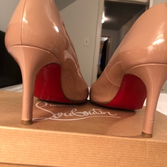 Authentic Nude Christian Louboutin - Picture 3 of 6